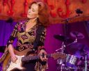 Photo of Bonnie Raitt